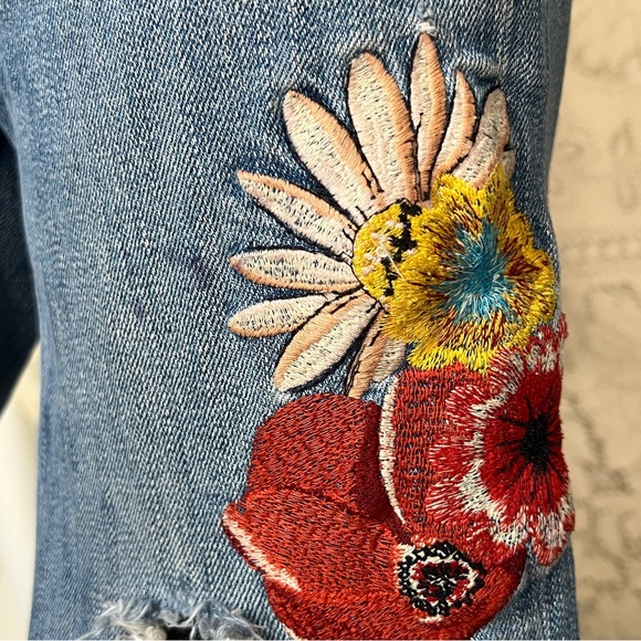 Zara Shredded Embroidered Blue Jeans 00 Distressed Boho High Waisted Cottagecore - Picture 8 of 11